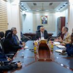 الوزير باذيب يبحث مع مسؤول أممي سير العمل الانساني للمنظمات